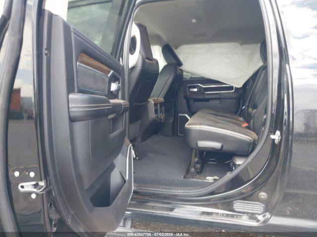 Ram 3500 Laramie  4x4 6'4 Box Image 15