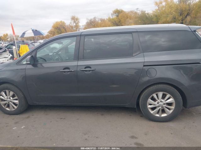 Kia Sedona Lx Image 15