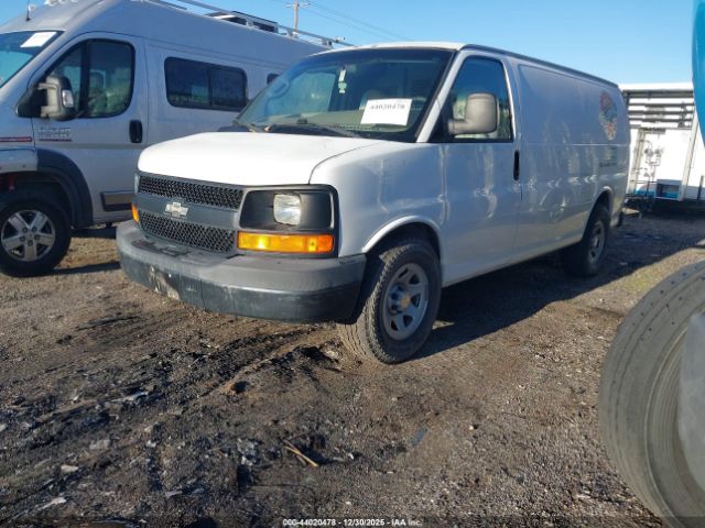 Chevrolet Express Image 7
