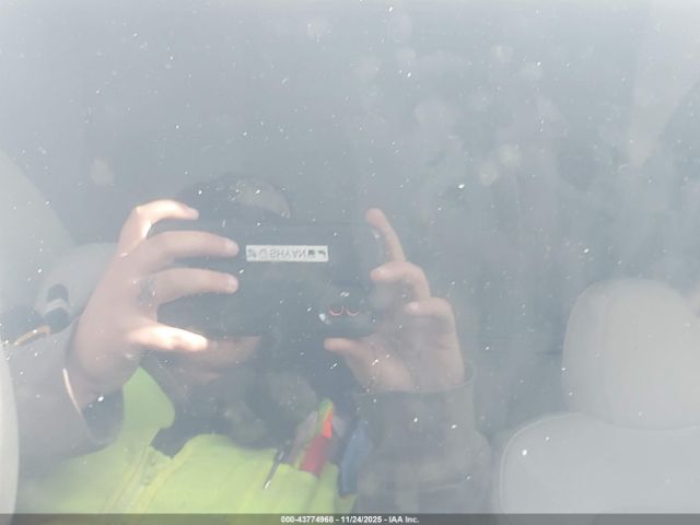 Tesla Model Y Long Range Dual Motor All-wheel Drive Image 10