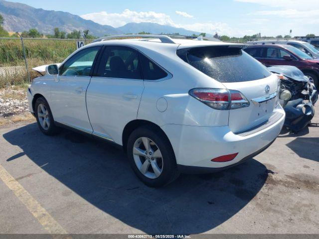Lexus RX Image 16
