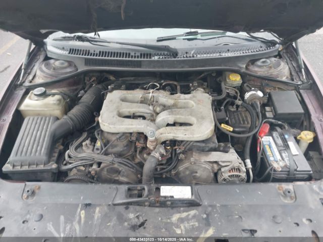 Chrysler LHS Image 3