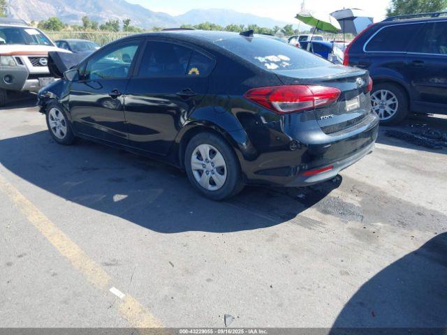 Kia Forte Lx Image 11