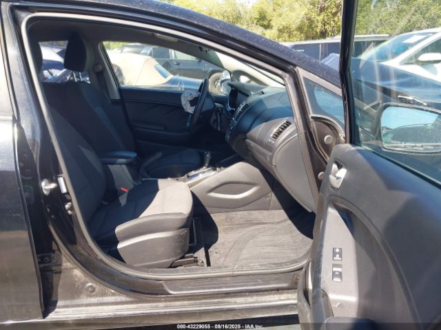 Kia Forte Lx Image 9