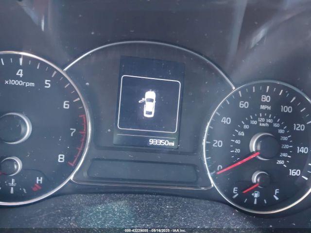 Kia Forte Lx Image 5