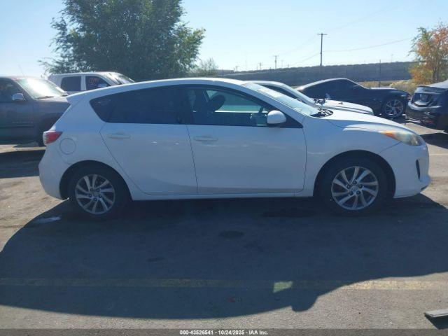 Mazda Mazda3 I Touring Image 7