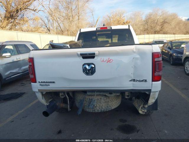 Ram 1500 Laramie  4x4 6'4 Box Image 15