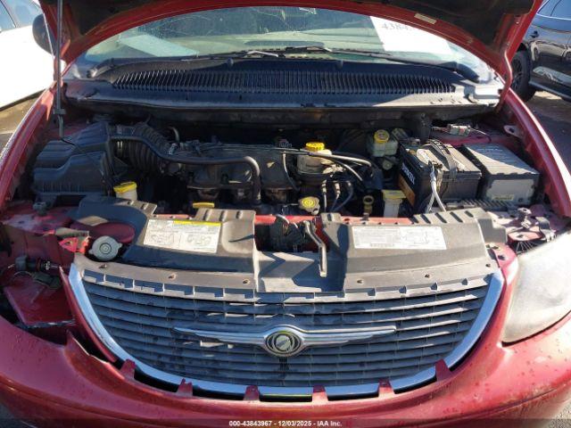 Chrysler Town & Country Limited Image 14