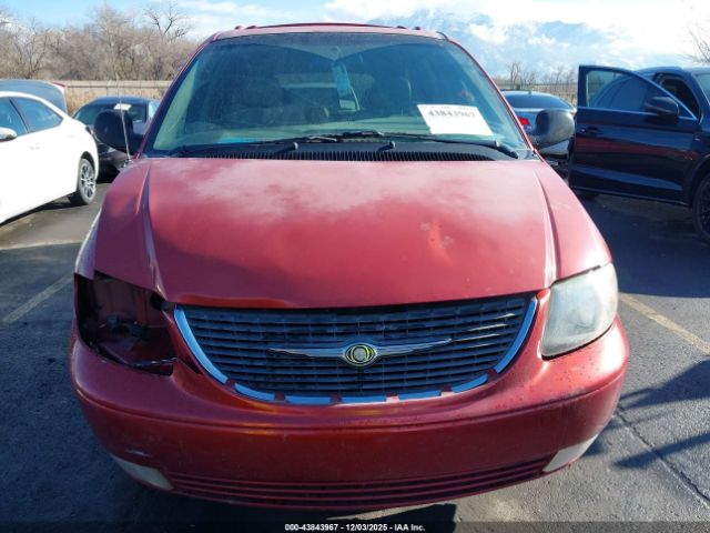 Chrysler Town & Country Limited Image 5