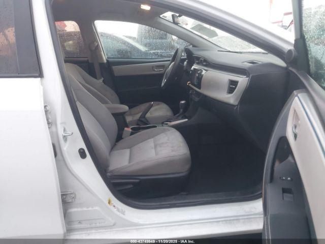 Toyota Corolla Le Image 4