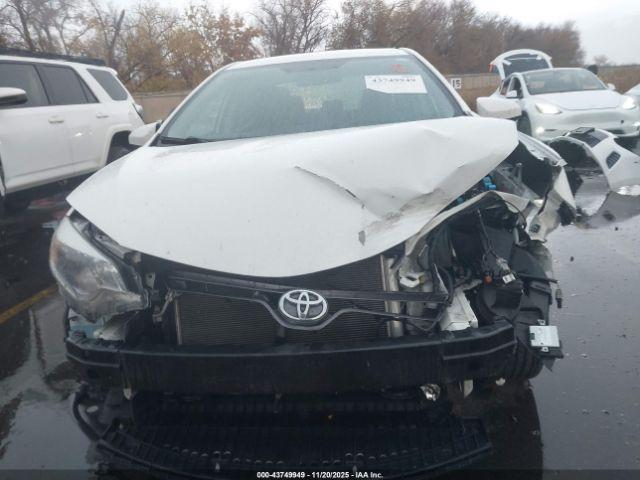 Toyota Corolla Le Image 8