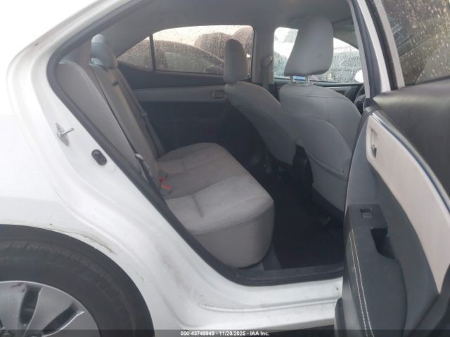 Toyota Corolla Le Image 3