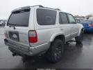 Toyota 4Runner Limited V6 Image 4