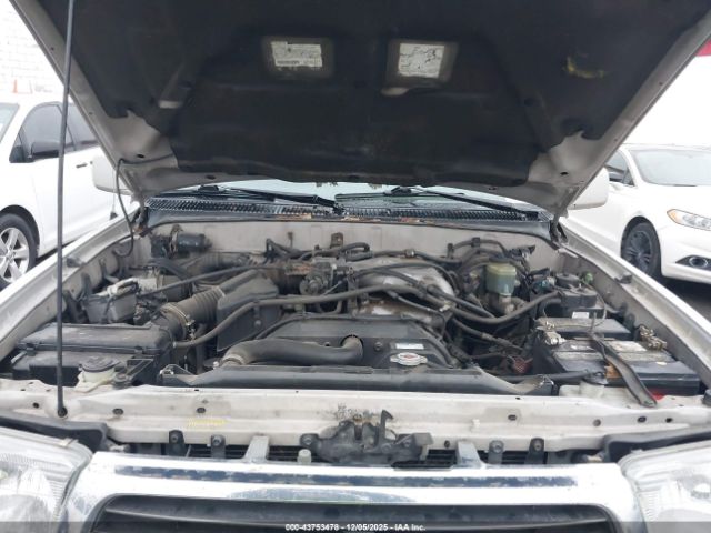 Toyota 4Runner Limited V6 Image 7
