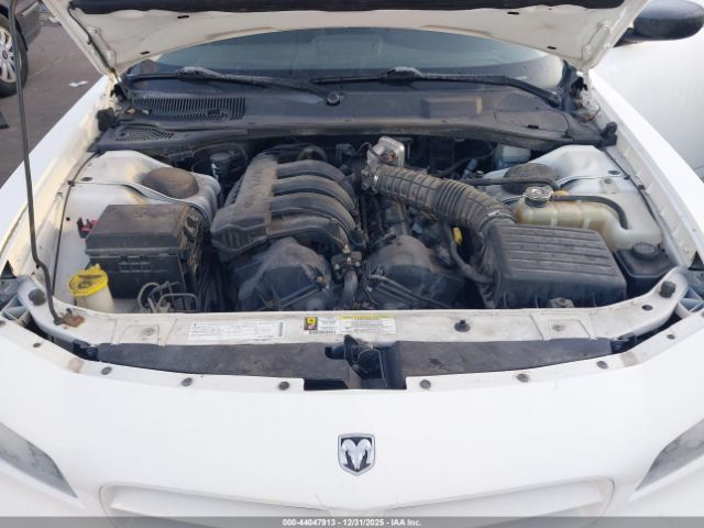 Dodge Charger Se Image 4