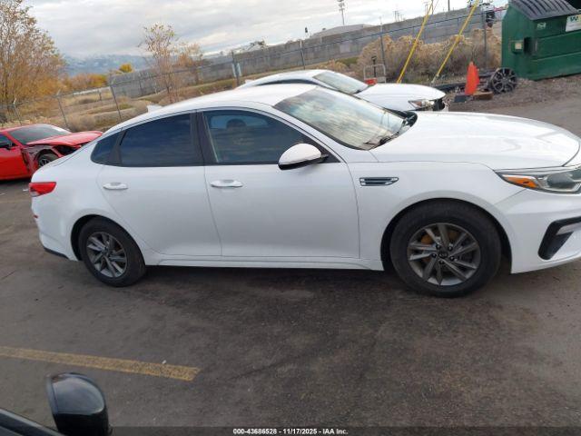 Kia Optima Lx Image 14