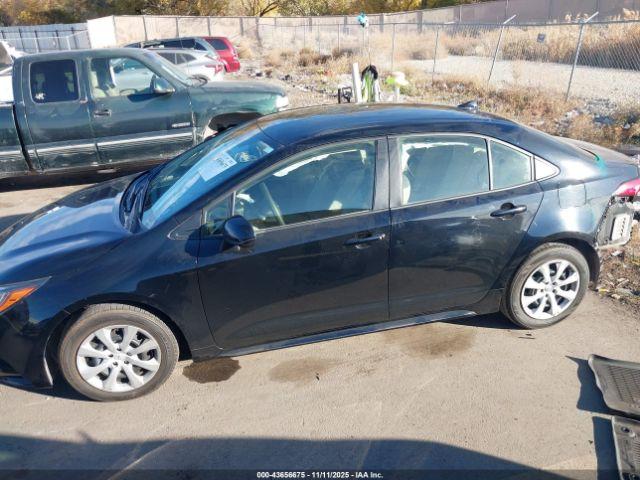 Toyota Corolla Le Image 9