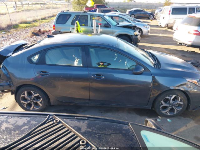 Kia Forte Lxs Image 3