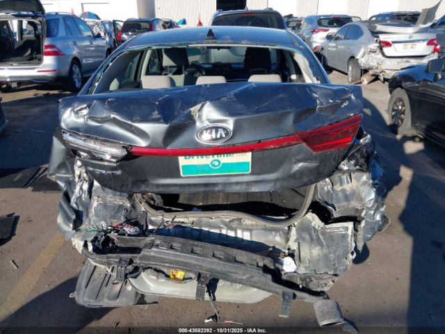 Kia Forte Lxs Image 4