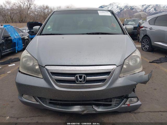 Honda Odyssey Touring Image 10