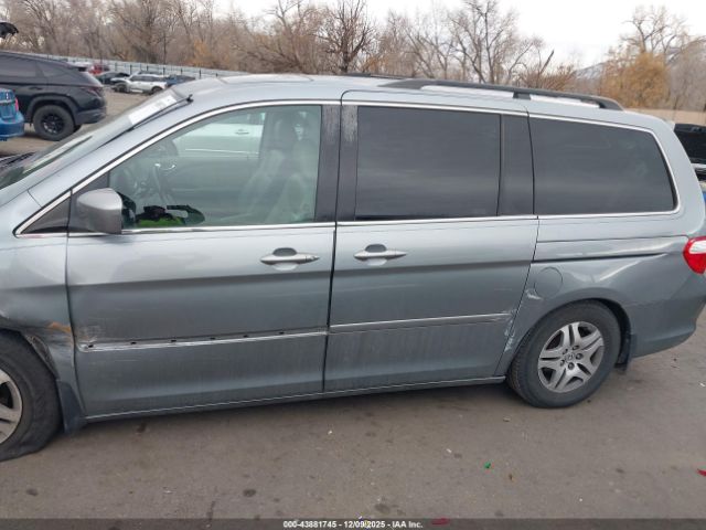 Honda Odyssey Touring Image 14