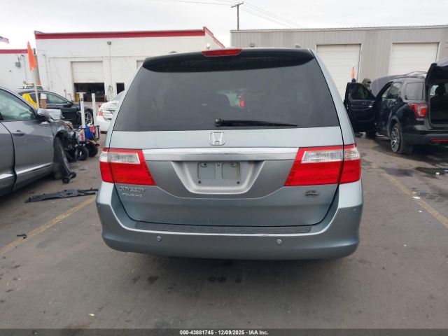 Honda Odyssey Touring Image 16