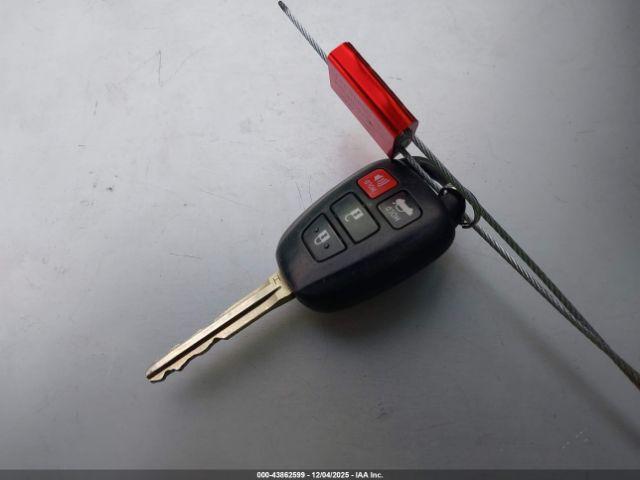 Toyota Corolla Le Plus Image 12