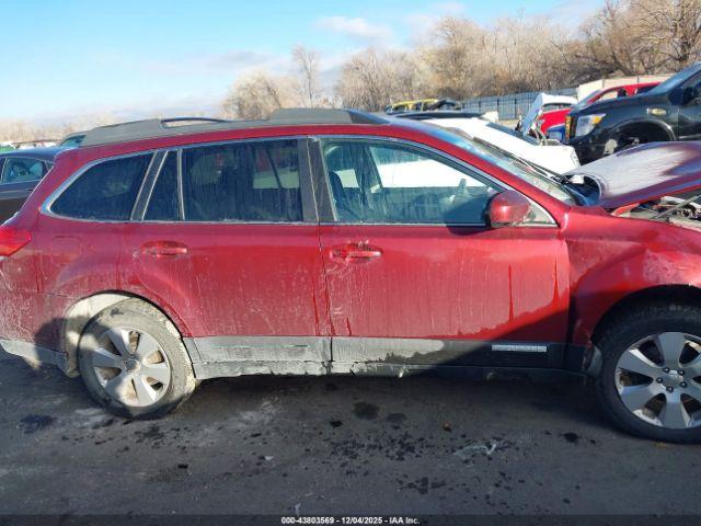Subaru Outback 2.5i Premium Image 11