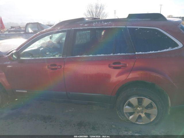 Subaru Outback 2.5i Premium Image 15