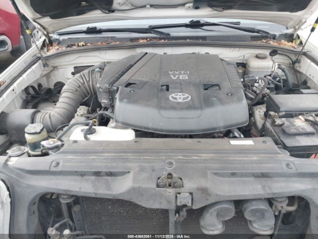 Toyota 4Runner Sr5 Sport V6 Image 9