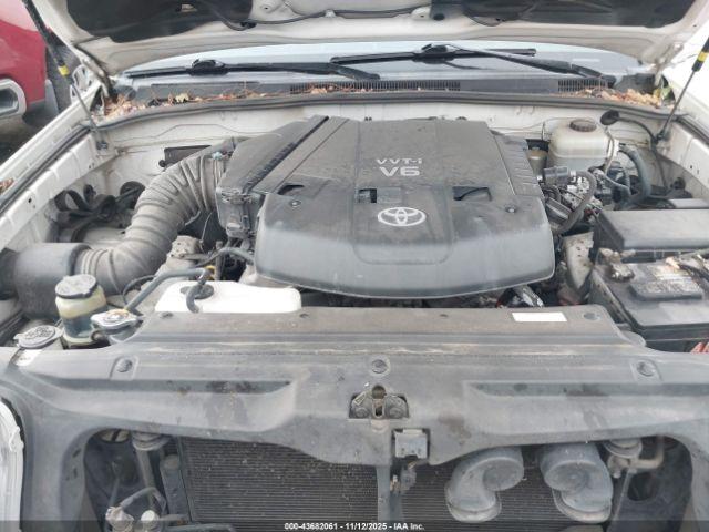 Toyota 4Runner Sr5 Sport V6 Image 9