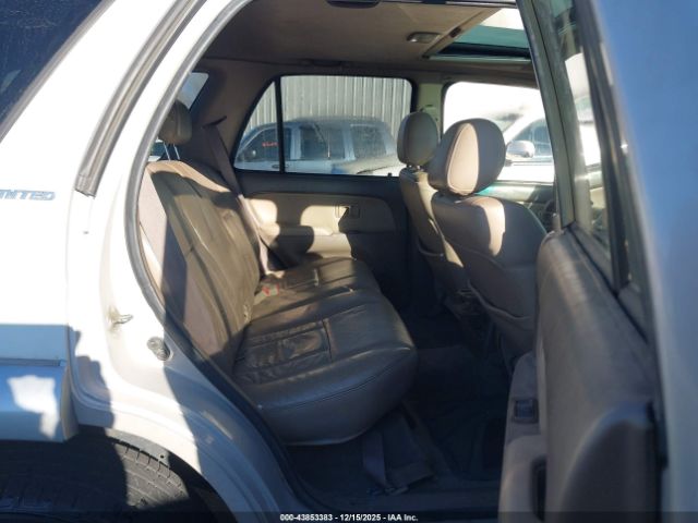 Toyota 4Runner Limited Image 8