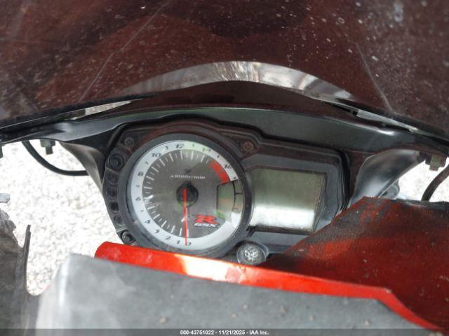 Suzuki Gsx-r750 Image 5