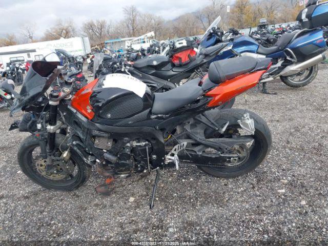 Suzuki Gsx-r750 Image 10