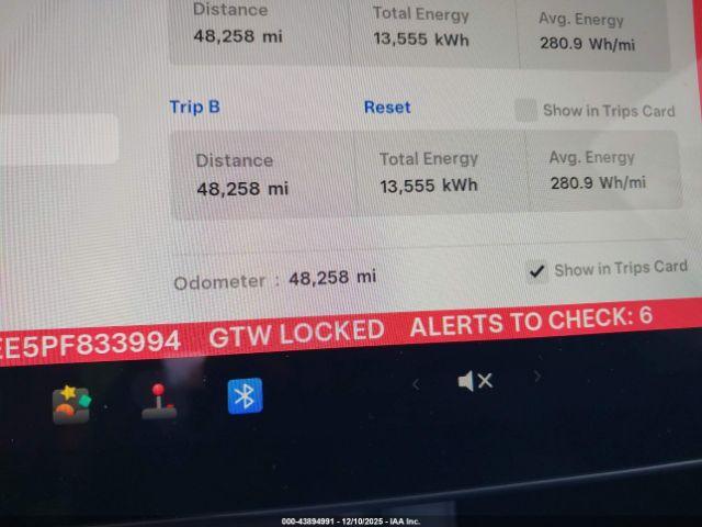 Tesla Model Y Image 16