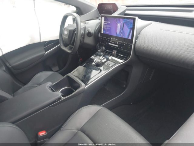 Subaru Solterra Limited Image 3