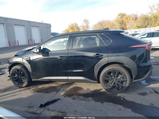 Subaru Solterra Touring Onyx Edition Image 8