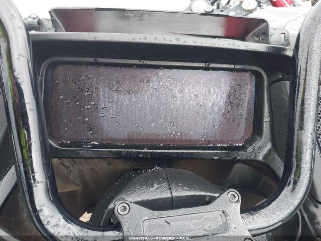 Harley-Davidson Fltrx Image 12