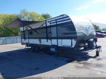  Salvage Grand Design Transcend Xplor Seri