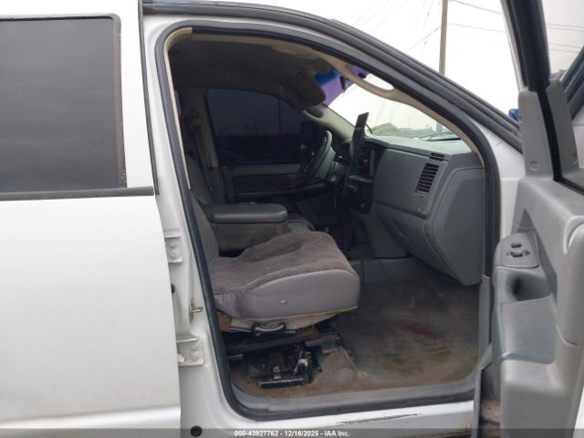 Dodge Ram 2500 St Image 1