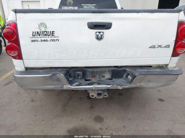Dodge Ram 2500 St Image 8