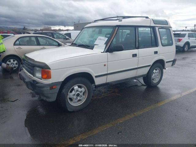 Land Rover Discovery Image 4