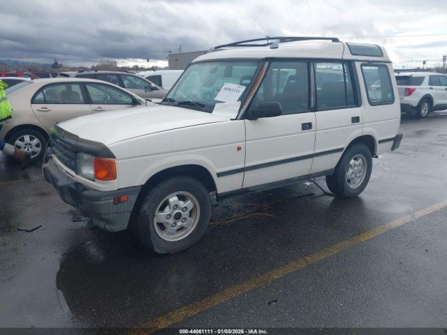 Land Rover Discovery Image 4