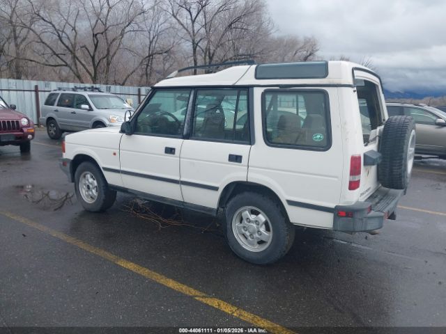 Land Rover Discovery Image 5