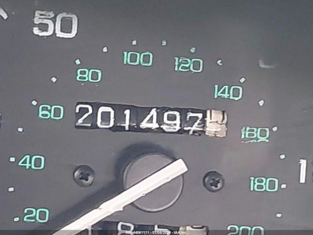 Land Rover Discovery Image 3