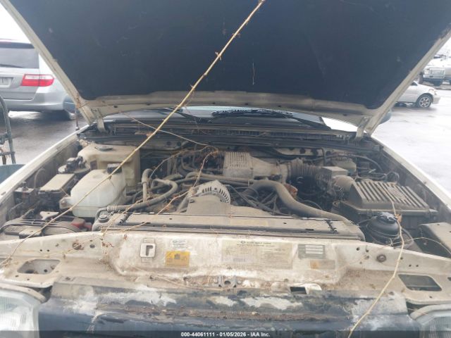 Land Rover Discovery Image 9