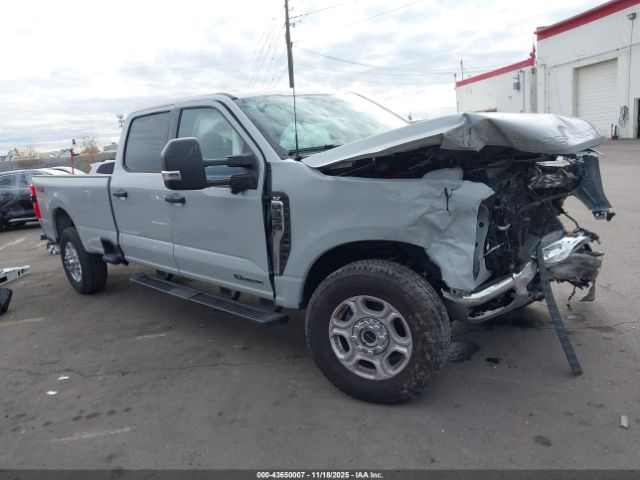 Ford F-350 Xlt Image 1