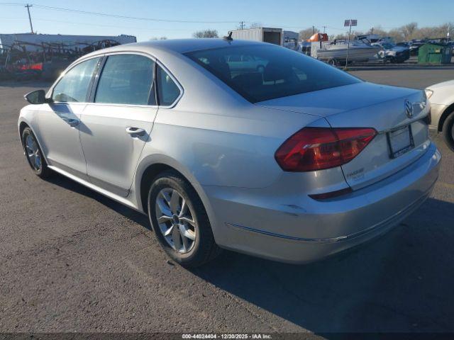 Volkswagen Passat 1.8t S Image 4
