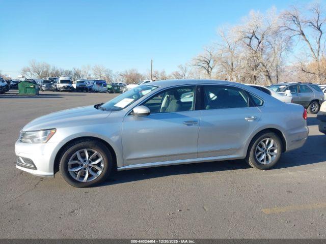 Volkswagen Passat 1.8t S Image 7