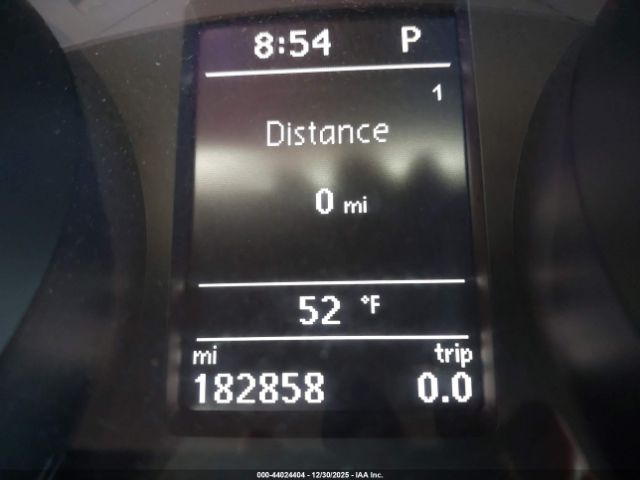 Volkswagen Passat 1.8t S Image 11